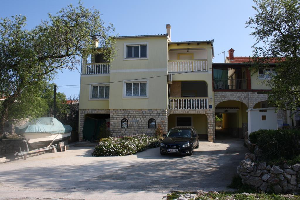 Apartment Natalie Sea View With 3 Bedrooms And Everything Is Air-Conditioned Sali Zewnętrze zdjęcie