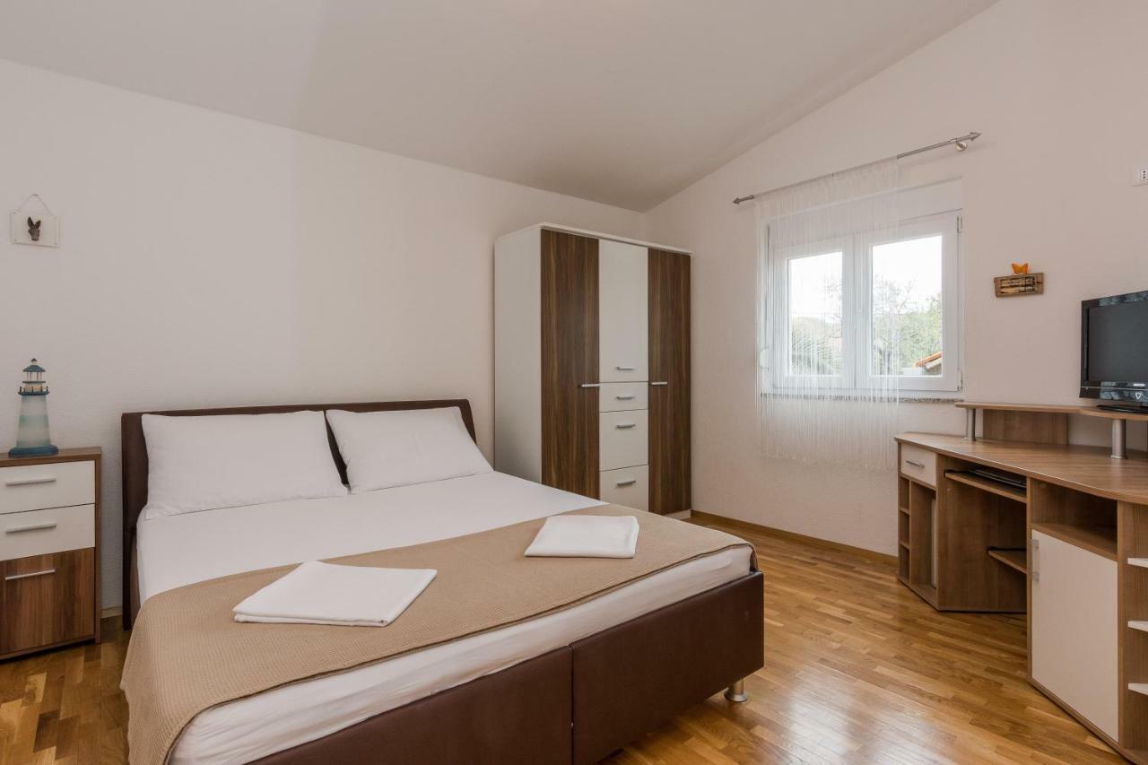 Apartment Natalie Sea View With 3 Bedrooms And Everything Is Air-Conditioned Sali Zewnętrze zdjęcie