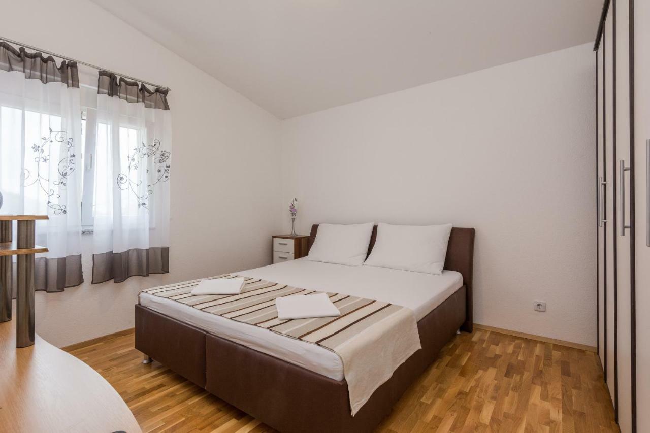 Apartment Natalie Sea View With 3 Bedrooms And Everything Is Air-Conditioned Sali Zewnętrze zdjęcie