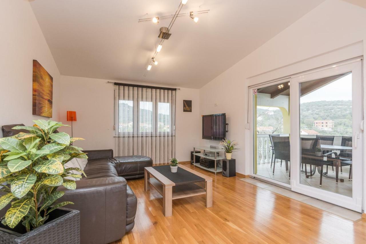 Apartment Natalie Sea View With 3 Bedrooms And Everything Is Air-Conditioned Sali Zewnętrze zdjęcie