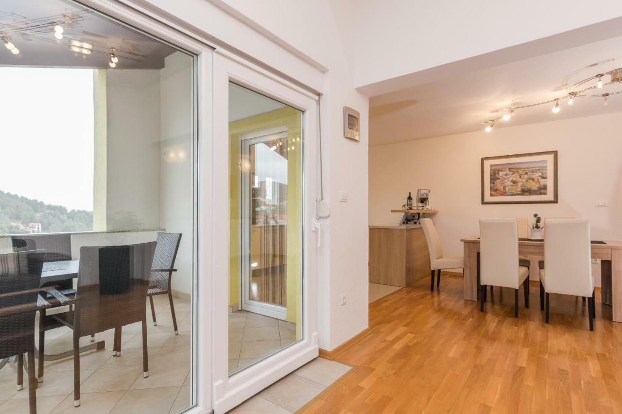 Apartment Natalie Sea View With 3 Bedrooms And Everything Is Air-Conditioned Sali Zewnętrze zdjęcie